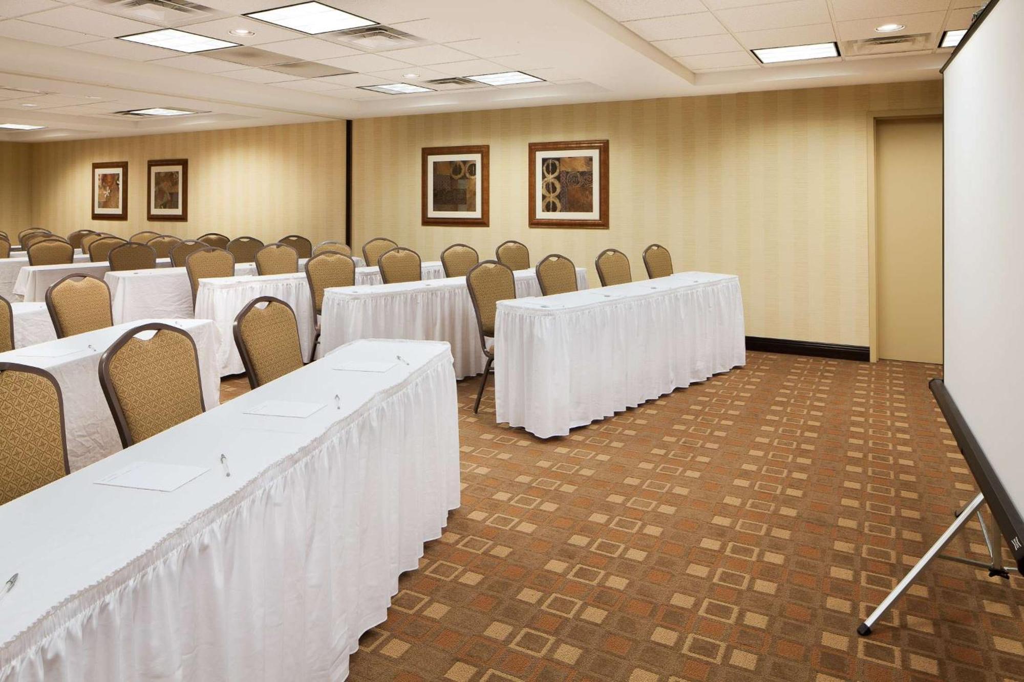 Hampton Inn & Suites Chicago/Saint Charles Esterno foto